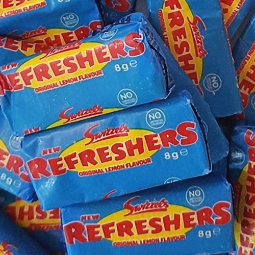 Refreshers Chew: pure lemony, fizzy centred deliciousness